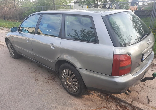 Audi A4 cena 4500 przebieg: 237500, rok produkcji 1998 z Kraków małe 22